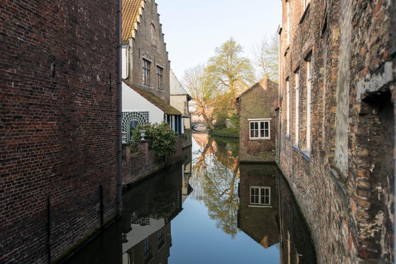 The Queen'S Twelve By Romy&Travis Aparthotel Bruges Exterior photo